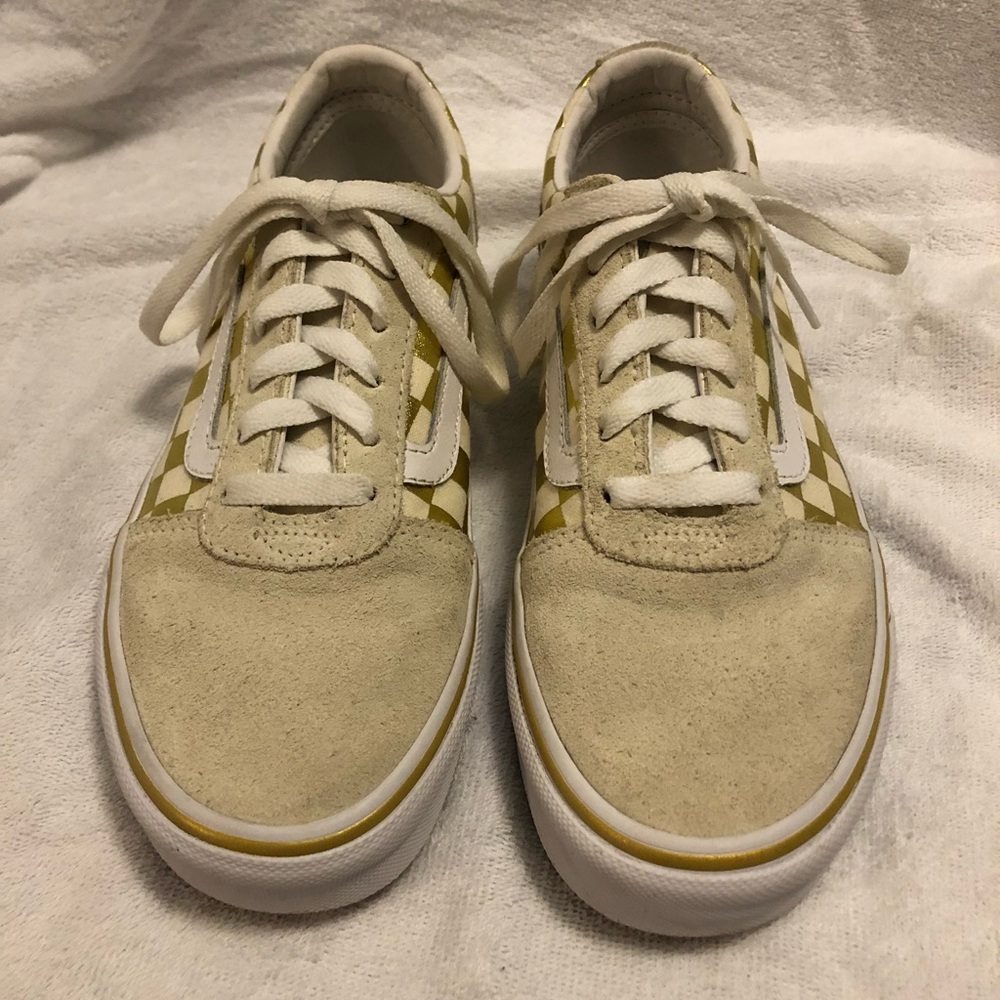 Gold checkered old skool